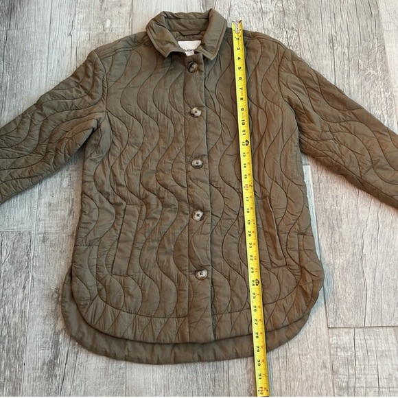 Madewell Quilted Belrose Shirt-Jacket Women’s
Size XS - Picture 11 of 16